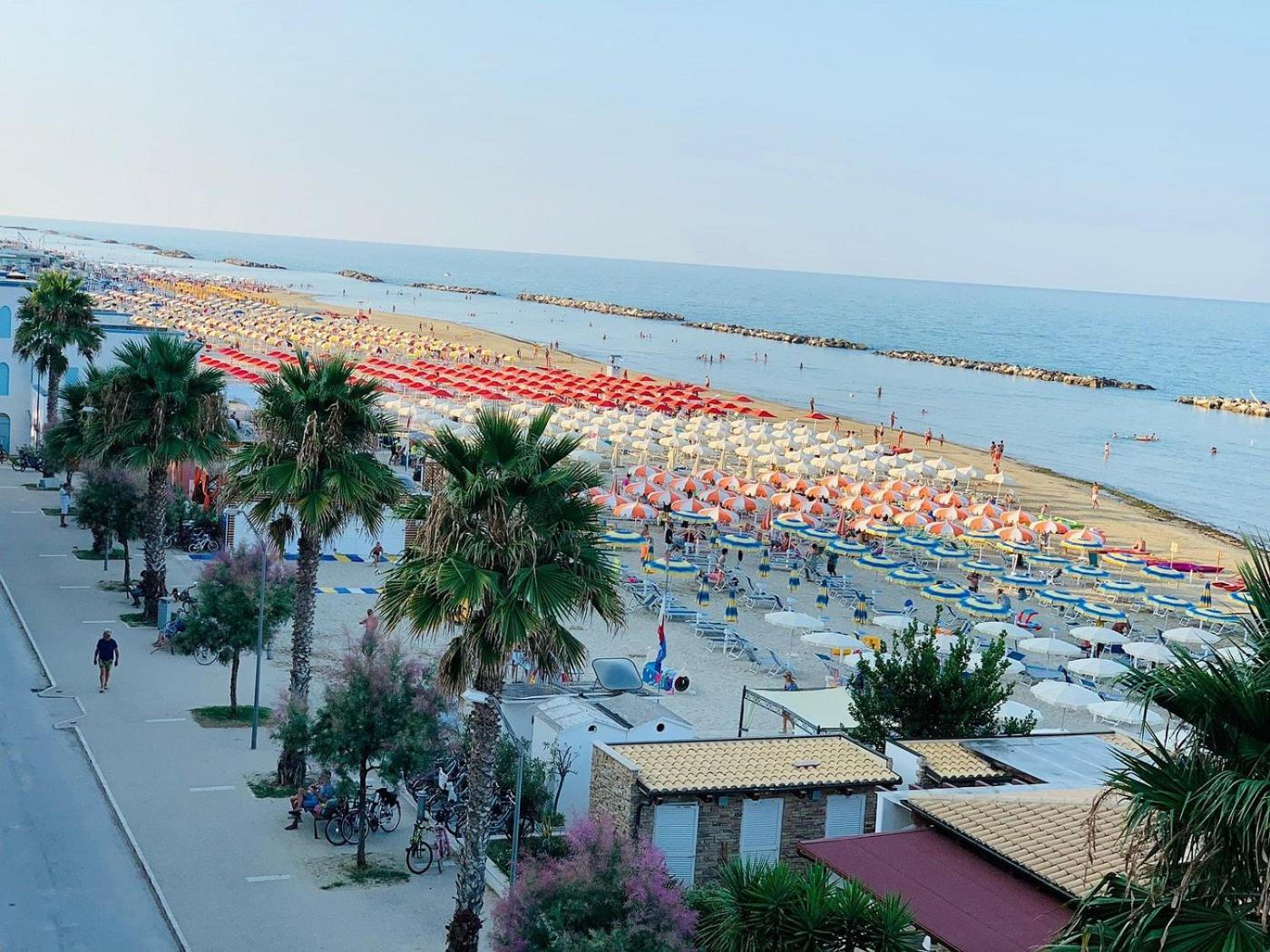 Hotel La Perla Cupra Marittima Exterior foto